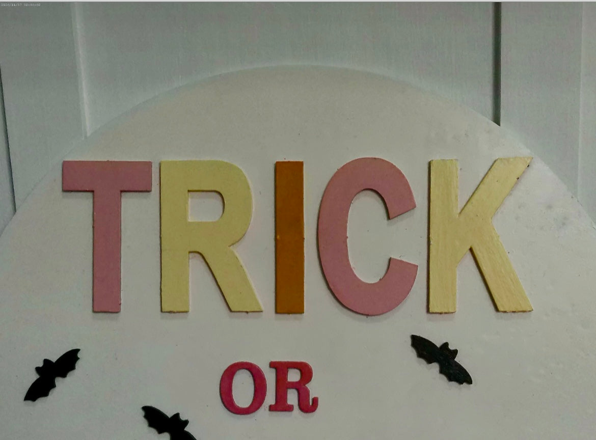 Large Round Trick or Treat Sign