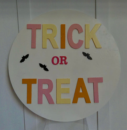 Large Round Trick or Treat Sign